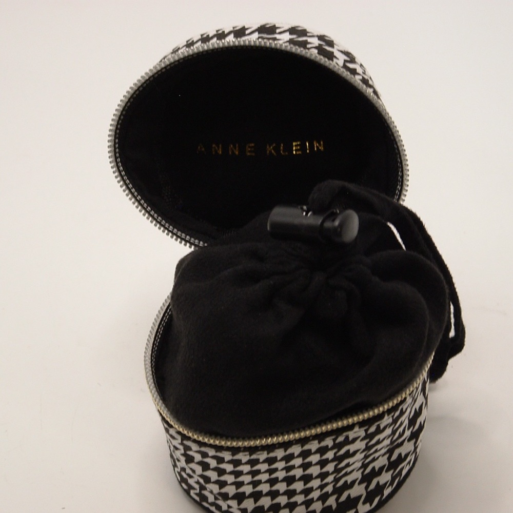 Anne Klein Travel Jewelry Case - Picture 3 of 10